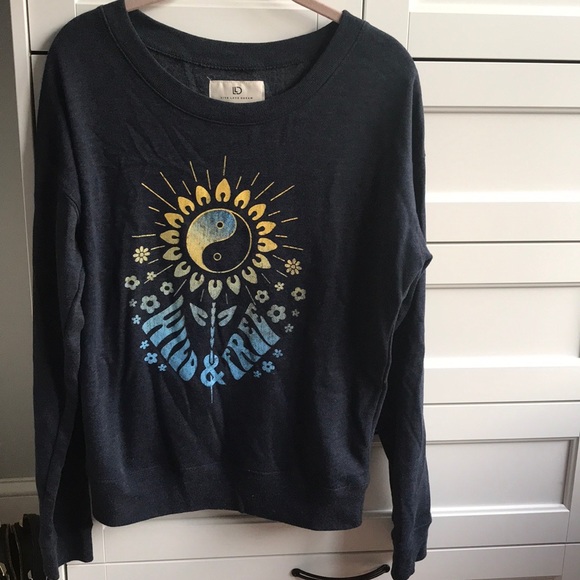 Aeropostale Sweaters - Aeropostale Navy Sweatshirt